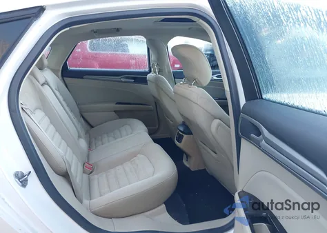 2013 Ford Fusion Se z USA, uszkodzony, nr VIN 3FA6P0H74DR141317